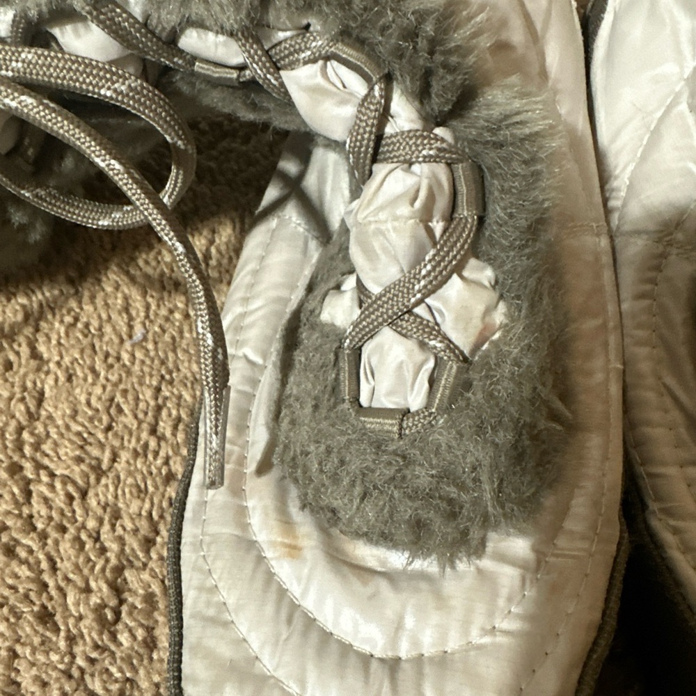 The North Face Insulated Boots Quilted Goose Down Nuptse Fur Lace Women’s Size 8 - Picture 12 of 13
